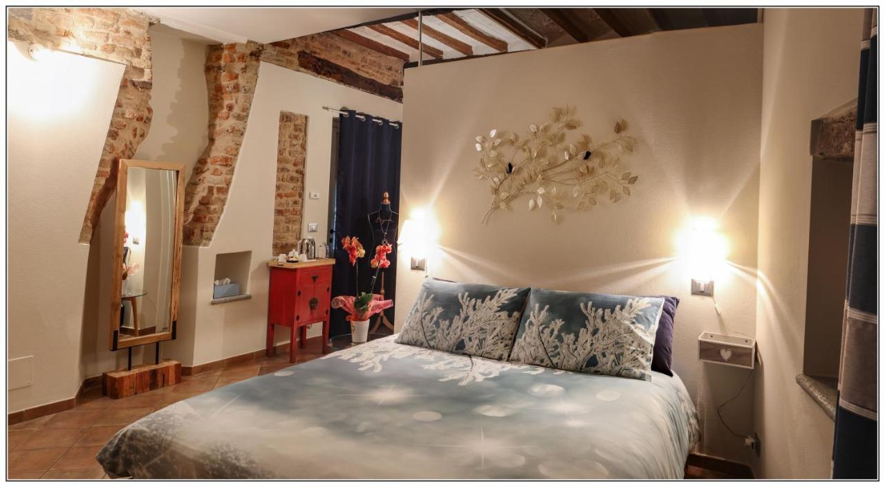 Il Giardino Sul Tetto B&B Guarene Екстер'єр фото