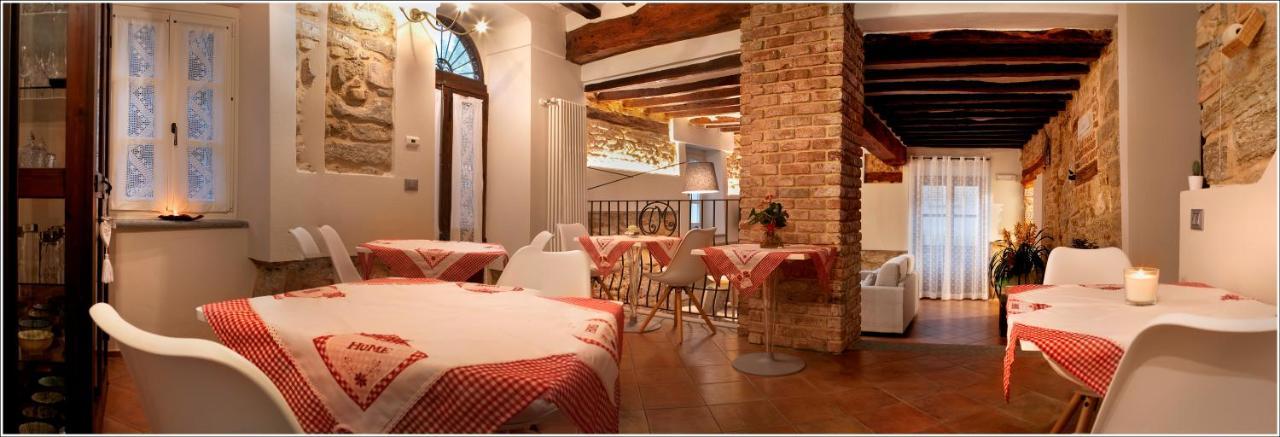 Il Giardino Sul Tetto B&B Guarene Екстер'єр фото