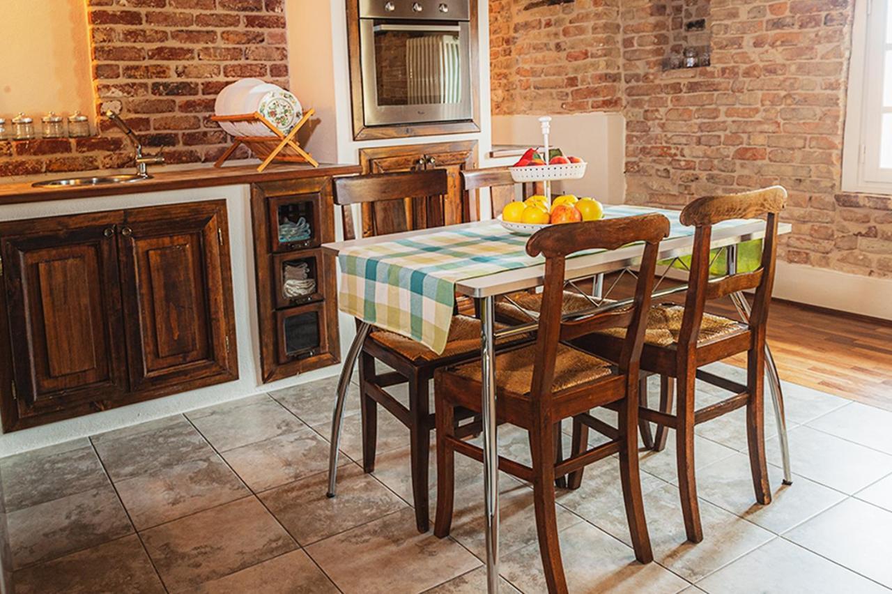 Il Giardino Sul Tetto B&B Guarene Екстер'єр фото